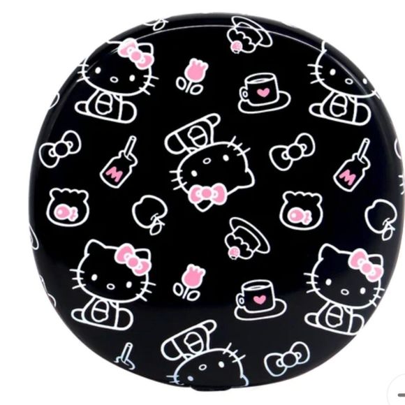 Impressions X Hello Kitty The Favorites LED Compact Mirror - Picture 2 of 8